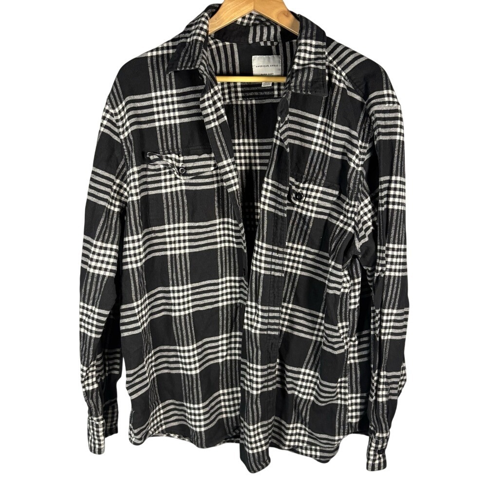 American Eagle black and‎ white plaid flannel shirt XXL